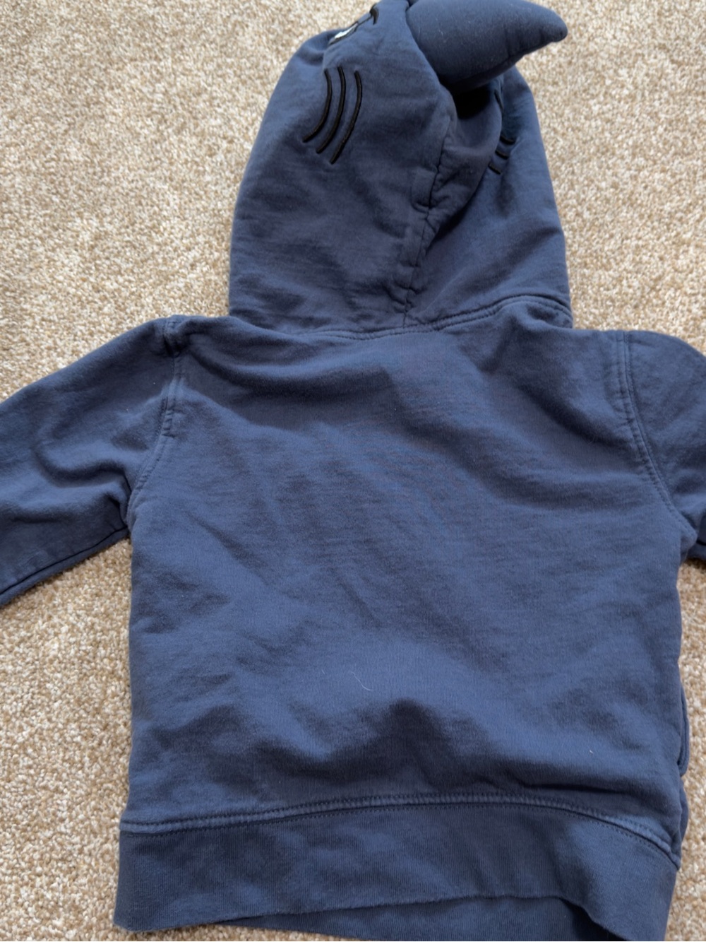 100% Cotton Embroidered Shark Hoodie Charleston Blue 2T - Picture 6 of 11